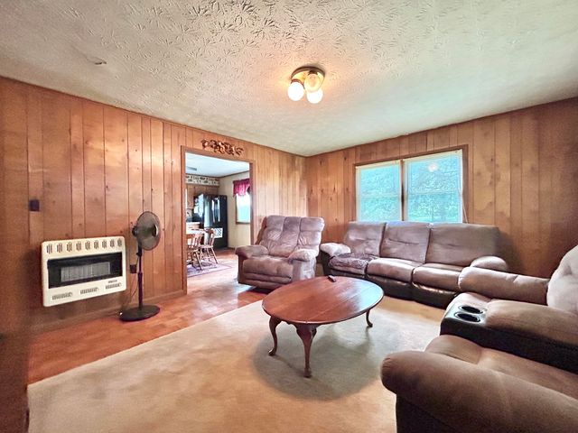 269 Strawberry Road, Monticello, KY 42633