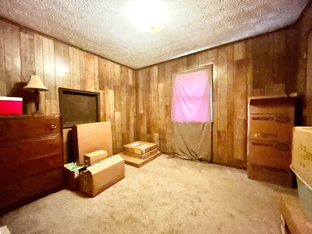 269 Strawberry Road, Monticello, KY 42633
