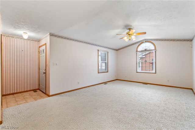 1529 Rhine River Road NW, Uniontown, OH 44685