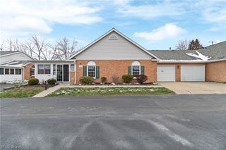 1529 Rhine River Road NW, Uniontown, OH 44685