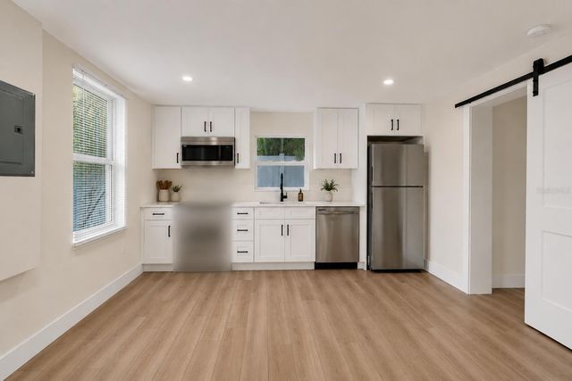 3440 17TH STREET N, St Petersburg, FL 33713