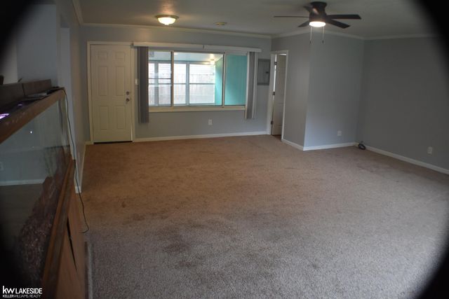 21360 Remick Street, Clinton Twp, MI 48036