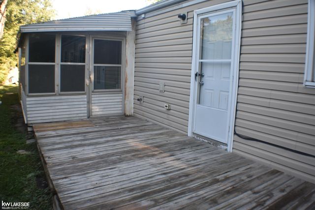 21360 Remick Street, Clinton Twp, MI 48036