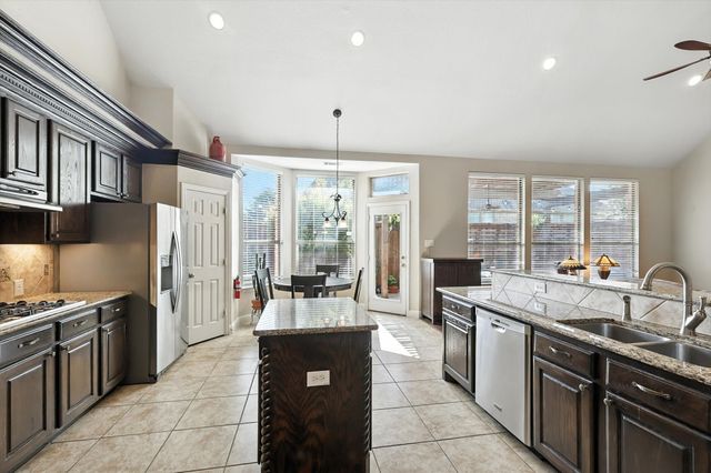 5903 Crescent Lane, Colleyville, TX 76034