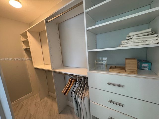 508 Hendricks Isle 10, Fort Lauderdale, FL 33301