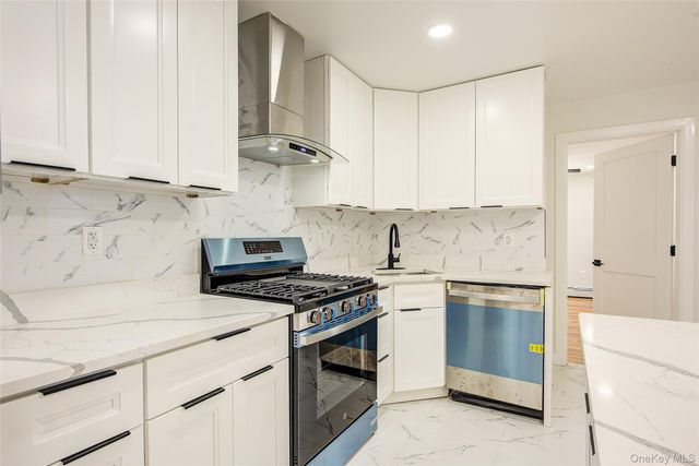 130-37 92nd Avenue, Richmond Hill, NY 11418