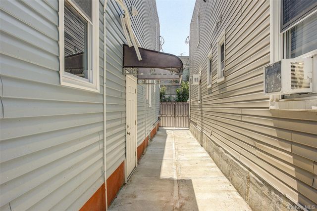 130-37 92nd Avenue, Richmond Hill, NY 11418