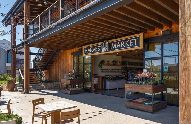 1107 Catania Court 203, Encinitas, CA 92024