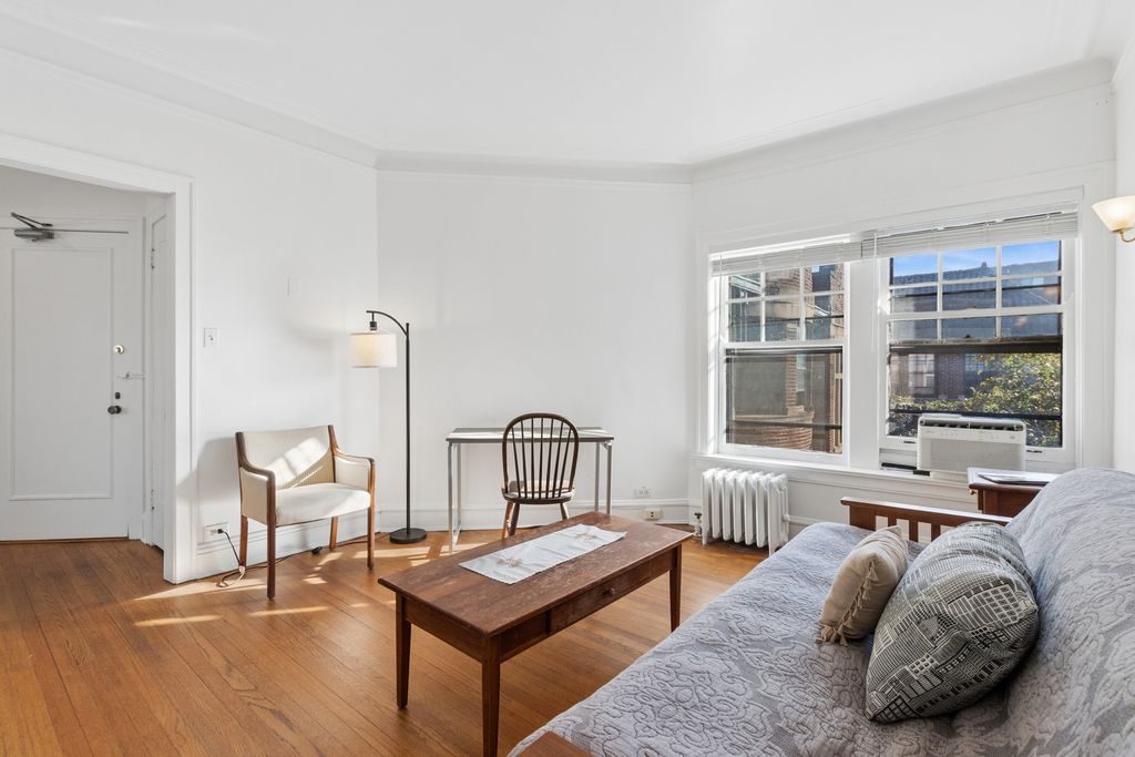 846 Hinman Avenue 3, Evanston, IL 60202 — photo 3