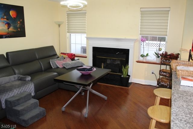 2002 S Branch Dr 2002, Readington Twp., NJ 08889