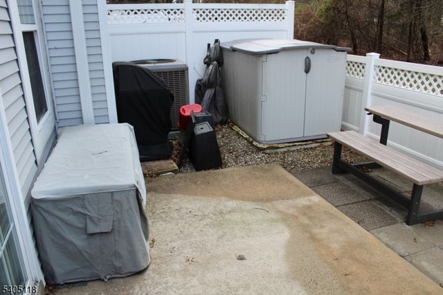 2002 S Branch Dr 2002, Readington Twp., NJ 08889