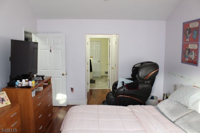 2002 S Branch Dr 2002, Readington Twp., NJ 08889