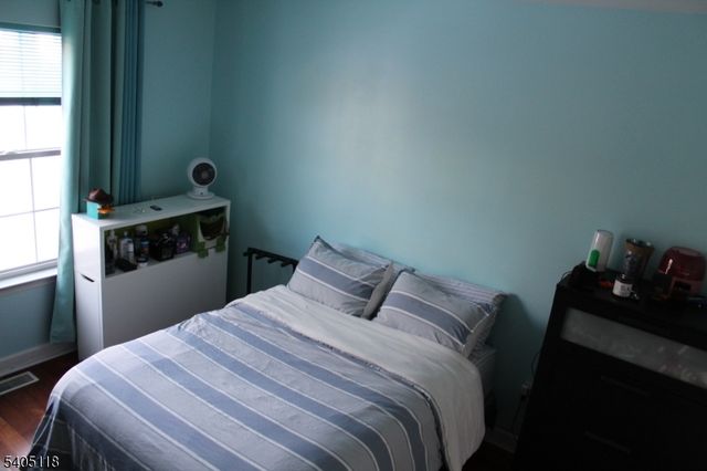 2002 S Branch Dr 2002, Readington Twp., NJ 08889