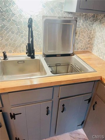 132 Lind Avenue, Salina, NY 13211