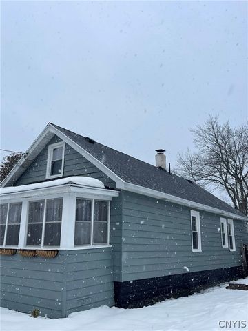 132 Lind Avenue, Salina, NY 13211