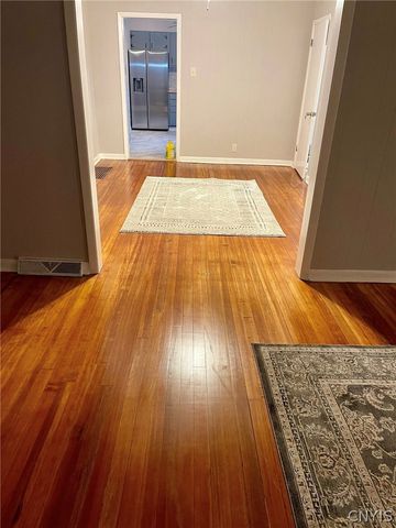 132 Lind Avenue, Salina, NY 13211