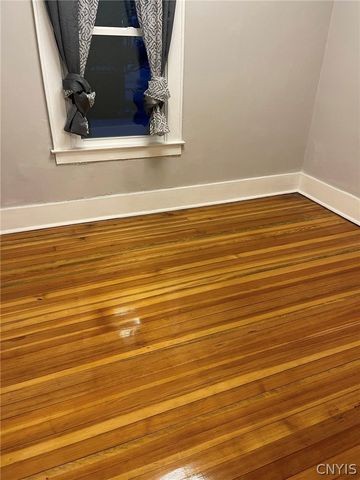 132 Lind Avenue, Salina, NY 13211