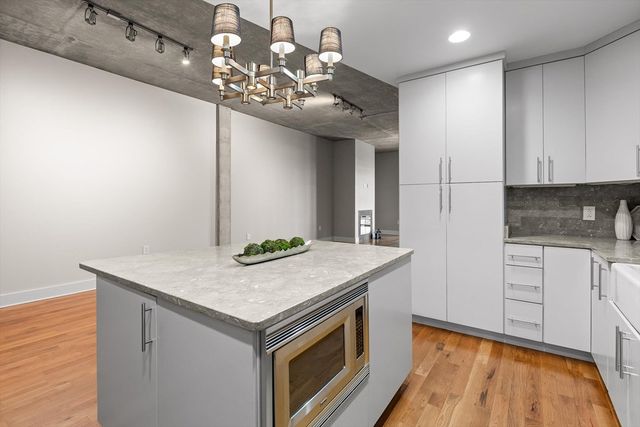 417 Frazier Ave # 303, Chattanooga, TN 37405