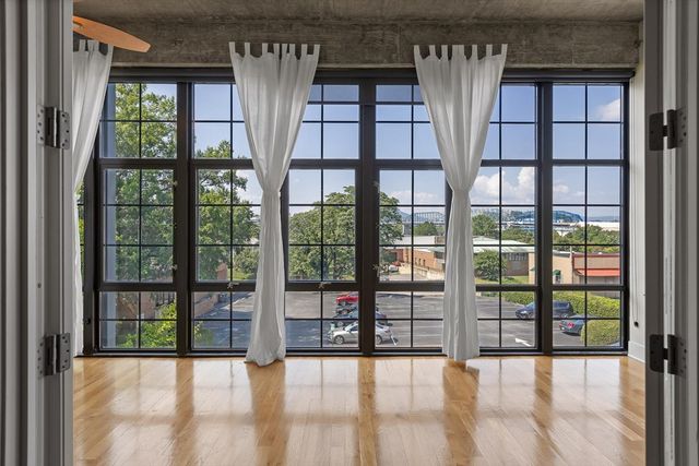 417 Frazier Ave # 303, Chattanooga, TN 37405