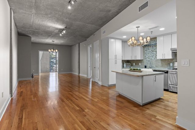 417 Frazier Ave # 303, Chattanooga, TN 37405