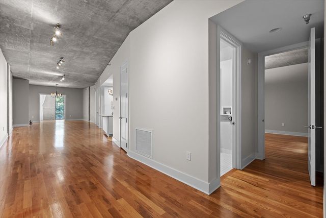 417 Frazier Ave # 303, Chattanooga, TN 37405