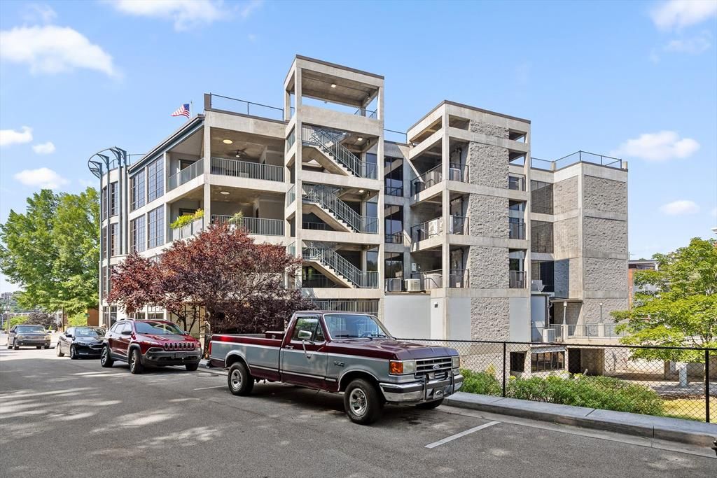 417 Frazier Ave # 303, Chattanooga, TN 37405