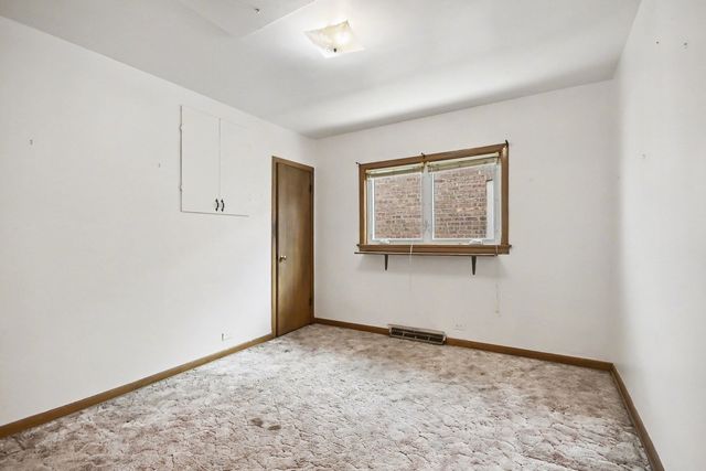 6634 W 64th Street, Chicago, IL 60638