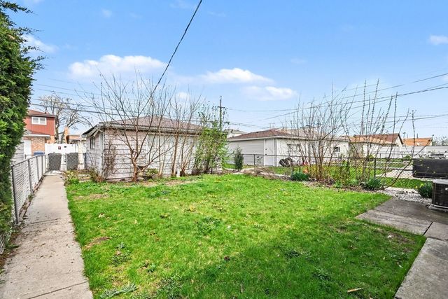 6634 W 64th Street, Chicago, IL 60638