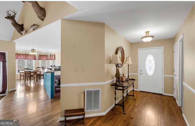 1776 Wax Road SE, Silver Creek, GA 30173