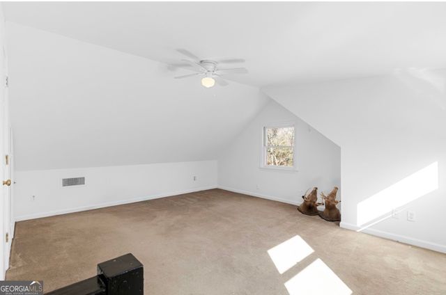 1776 Wax Road SE, Silver Creek, GA 30173