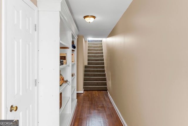 1776 Wax Road SE, Silver Creek, GA 30173