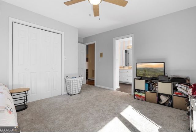 1776 Wax Road SE, Silver Creek, GA 30173