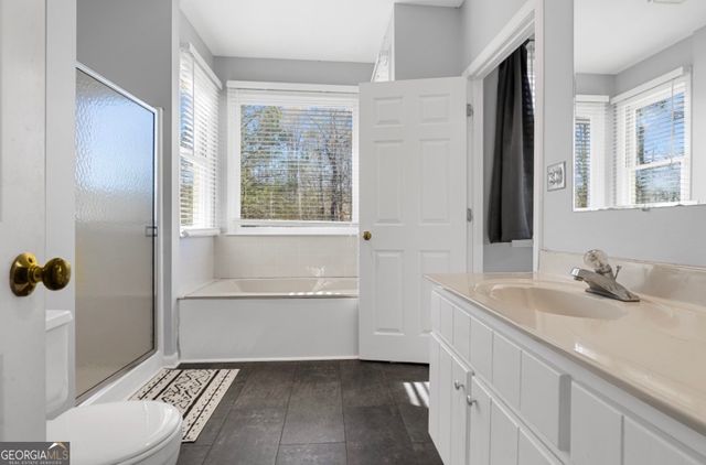 1776 Wax Road SE, Silver Creek, GA 30173