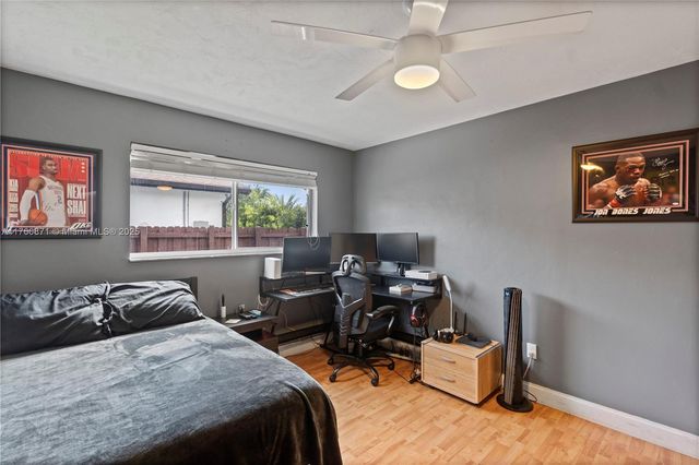 2010 NE 208th St, Miami, FL 33179