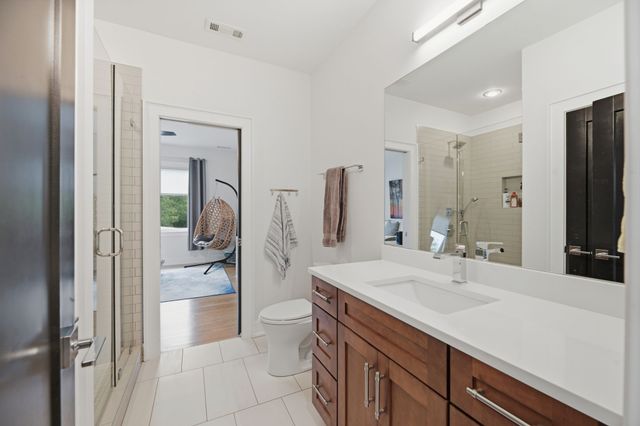 848 W Hillwood Dr, Nashville, TN 37205