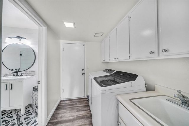 8765 Beluga Way, Las Vegas, NV 89117