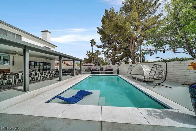 8765 Beluga Way, Las Vegas, NV 89117