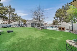 8765 Beluga Way, Las Vegas, NV 89117