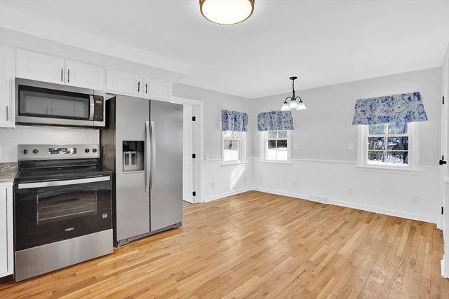 273 Dunhamtown Palmer Rd, Brimfield, MA 01010