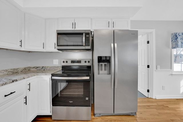 273 Dunhamtown Palmer Rd, Brimfield, MA 01010