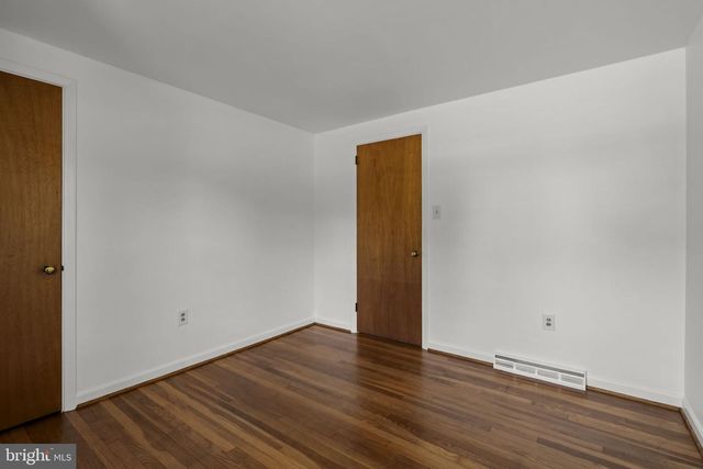 2136 HOBSON RD, Lancaster, PA 17602