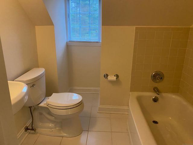 817 Newfield Avenue, Stamford, CT 06905