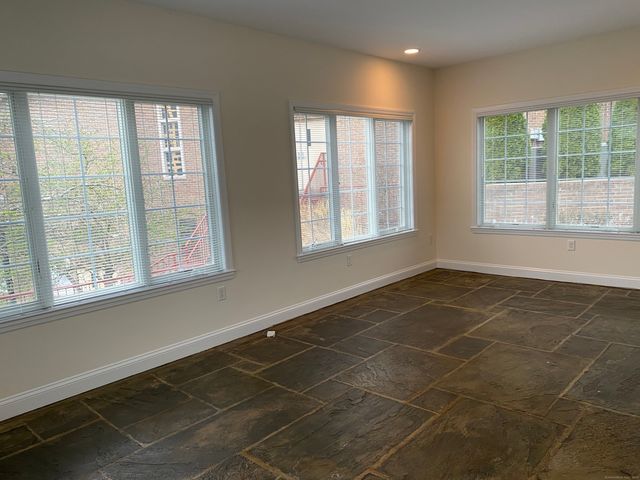 817 Newfield Avenue, Stamford, CT 06905