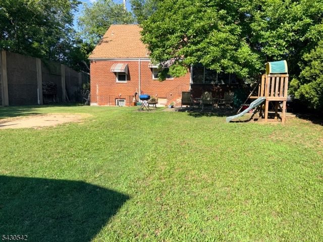 52 Lakeview Ave, Paterson City, NJ 07503