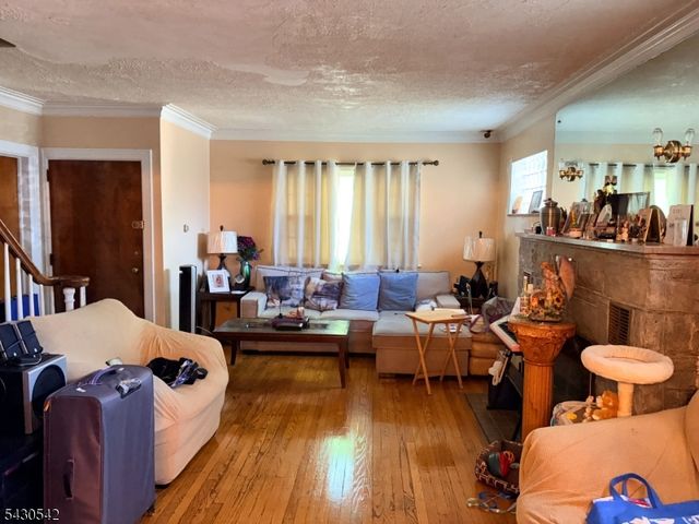 52 Lakeview Ave, Paterson City, NJ 07503
