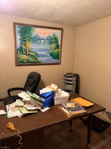 52 Lakeview Ave, Paterson City, NJ 07503