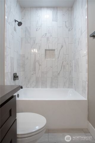 8908 Hunter Point NW, Olympia, WA 98502