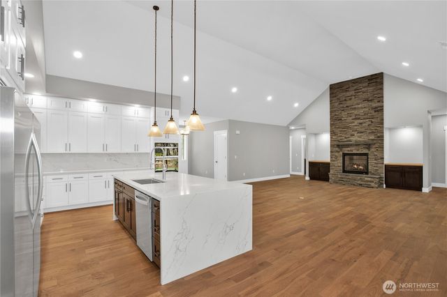 8908 Hunter Point NW, Olympia, WA 98502