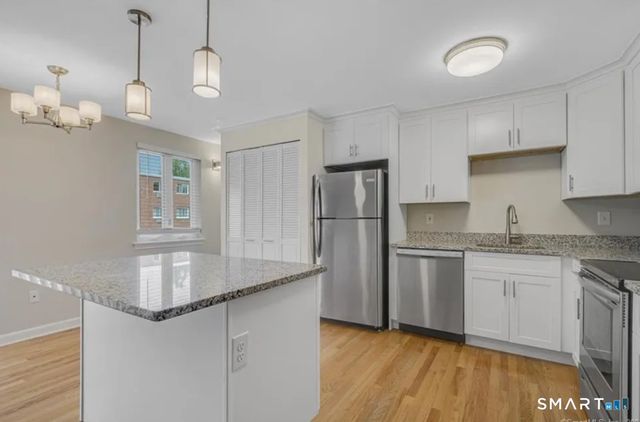 115 South Main Street C18, West Hartford, CT 06107