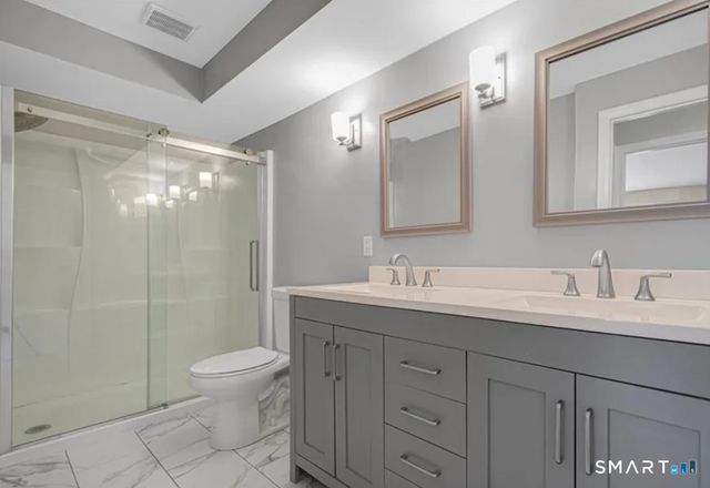 115 South Main Street C18, West Hartford, CT 06107